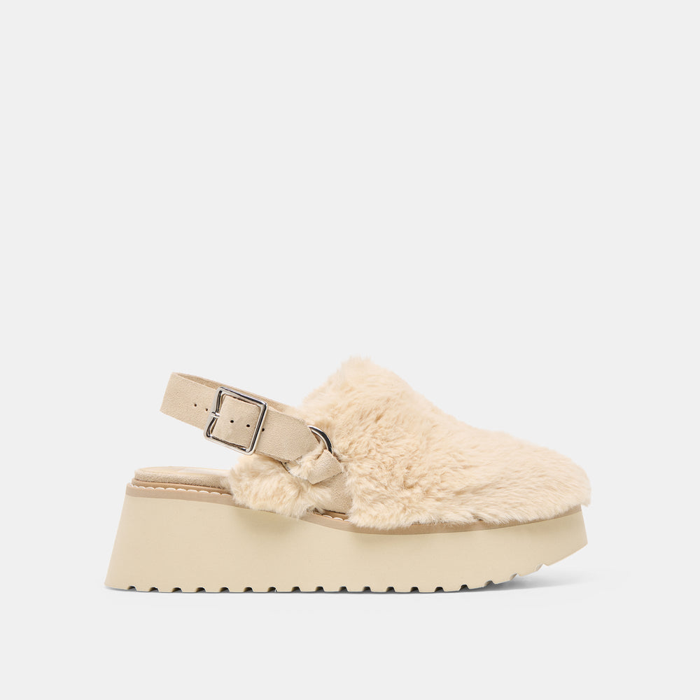 Lansy Natural Plush Flats / Dolce Vita