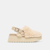 Lansy Natural Plush Flats / Dolce Vita