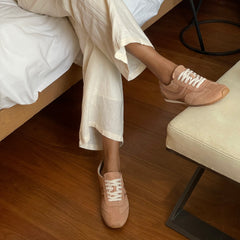 DELANY SNEAKERS TOFFEE NUBUCK
– Dolce Vita / Dolce Vita