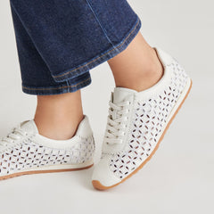 DANIE EYELET PERF SNEAKERS TRUE WHITE LEATHER
– Dolce Vita / Dolce Vita