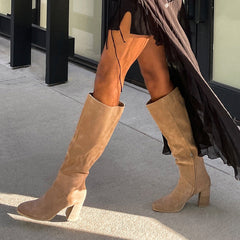 FYNN Boots Truffle Suede | Knee-High Truffle Suede Boots
– Dolce Vita / Dolce Vita