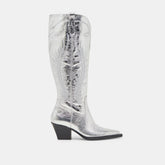 Ryatt Extra Wide Calf Silver Boots | Distressed Leather Boots
– Dolce Vita / Dolce Vita