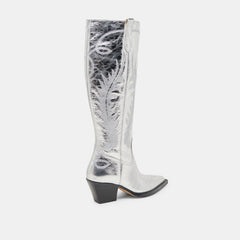 Ryatt Extra Wide Calf Silver Boots | Distressed Leather Boots
– Dolce Vita / Dolce Vita