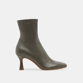 GLAMOR WIDE CALF BOOTS DARK OLIVE STELLA
– Dolce Vita / Dolce Vita
