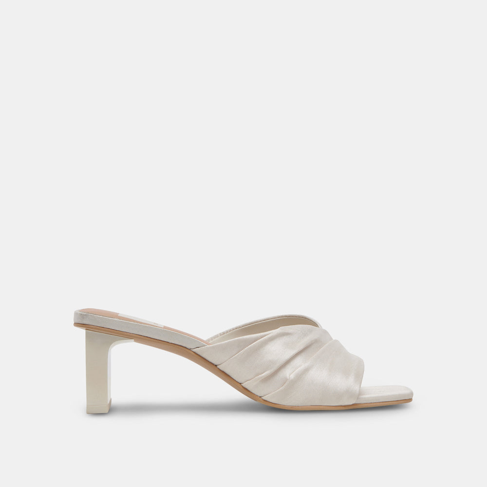 CARLAN HEELS OFF WHITE SILK
– Dolce Vita / Dolce Vita