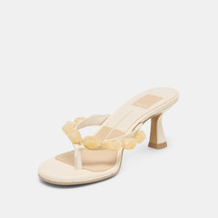 Daksie Off White Leather Heels / Dolce Vita