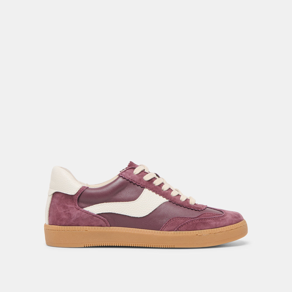 NOTICE SNEAKERS CRANBERRY SUEDE
– Dolce Vita / Dolce Vita