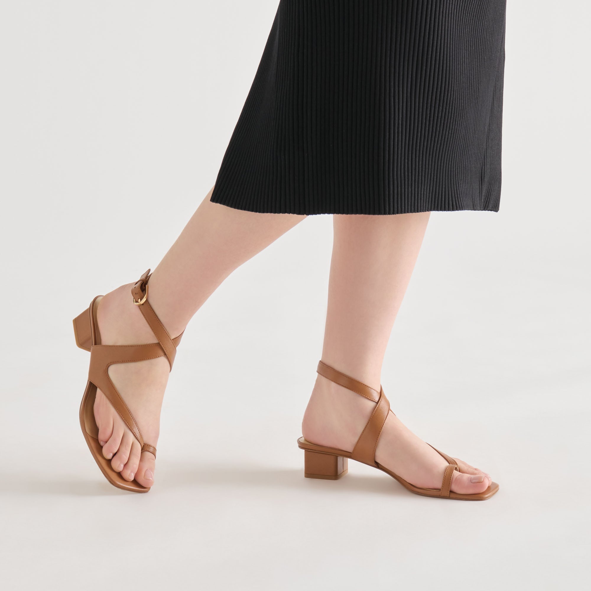 Kameo Saddle Leather Heels / Dolce Vita