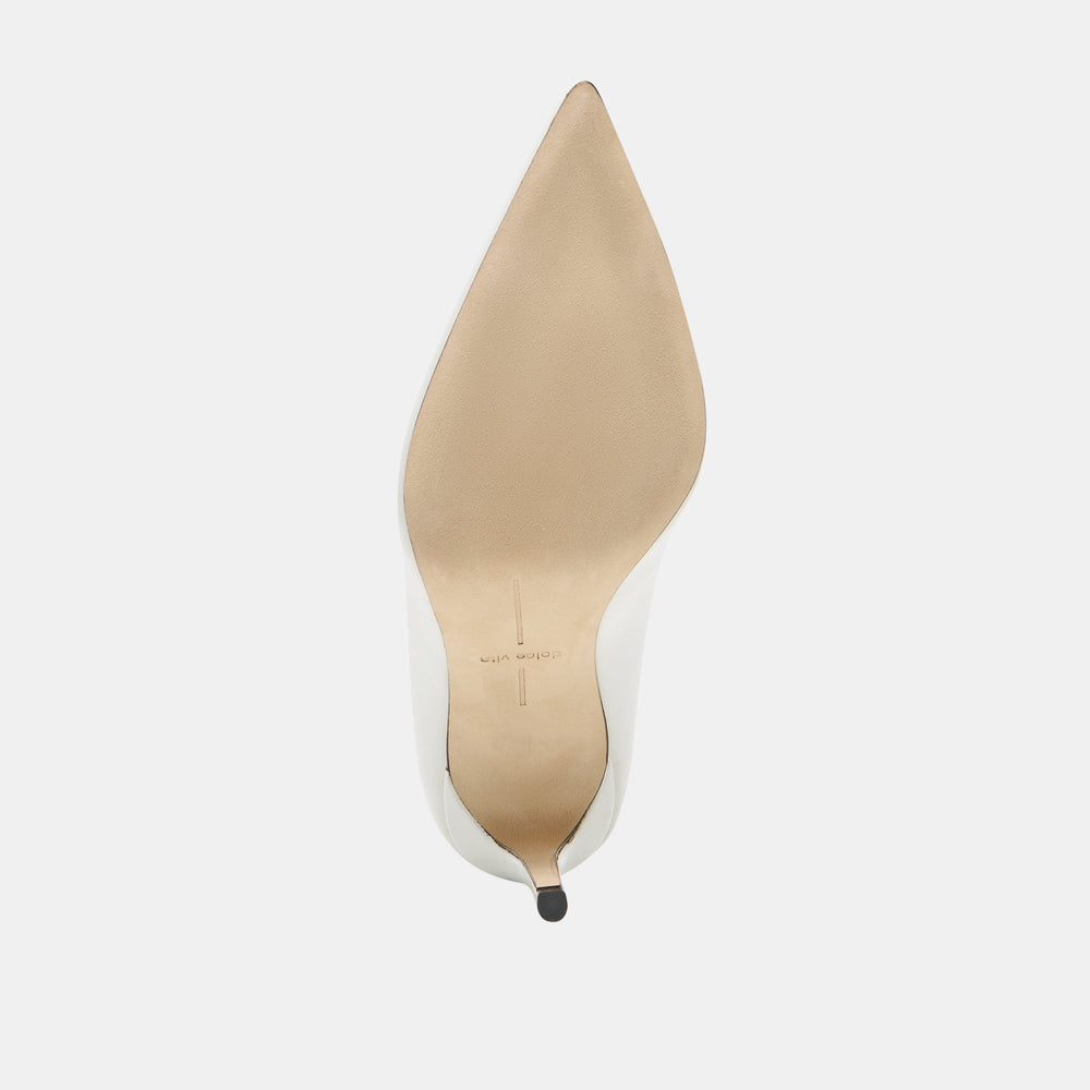 LANKY White Leather Closed-Toe Pump Stiletto Heels / Dolce Vita