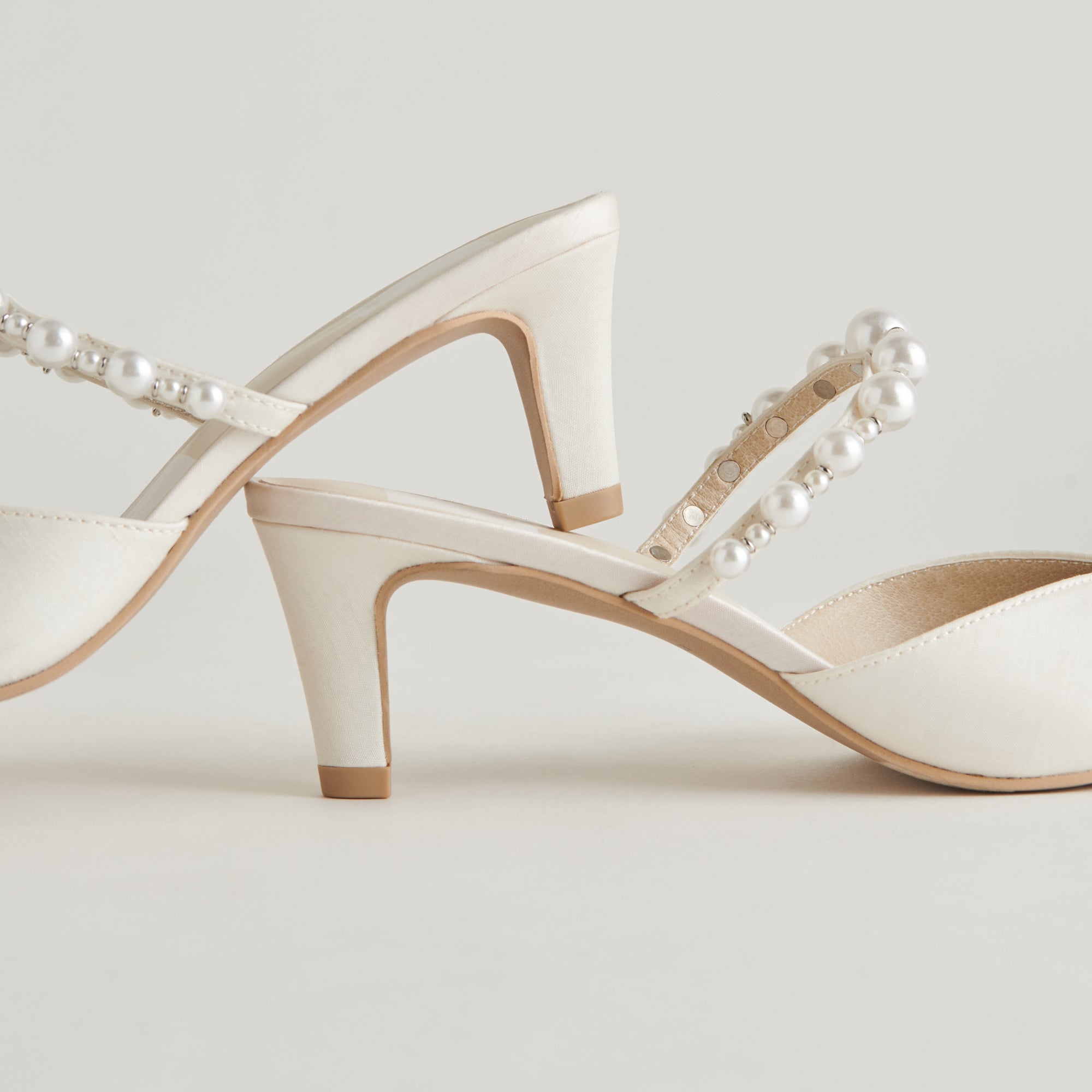 Kanika Pearl Mid Vanilla Pearl Heels / Dolce Vita
