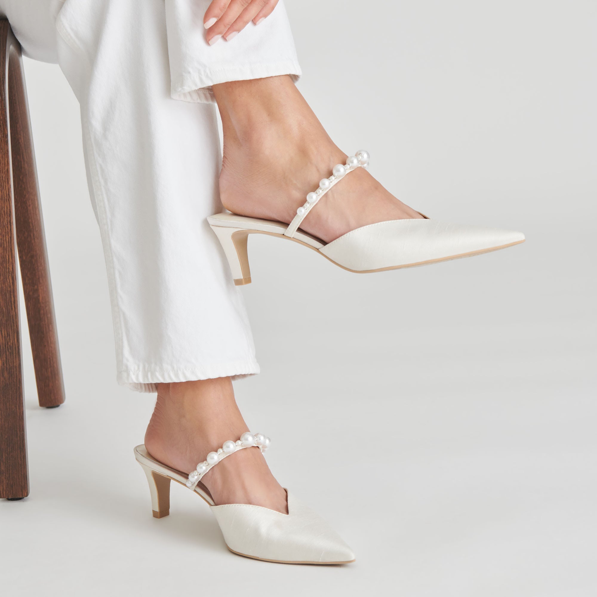 Kanika Pearl Mid Vanilla Pearl Heels / Dolce Vita