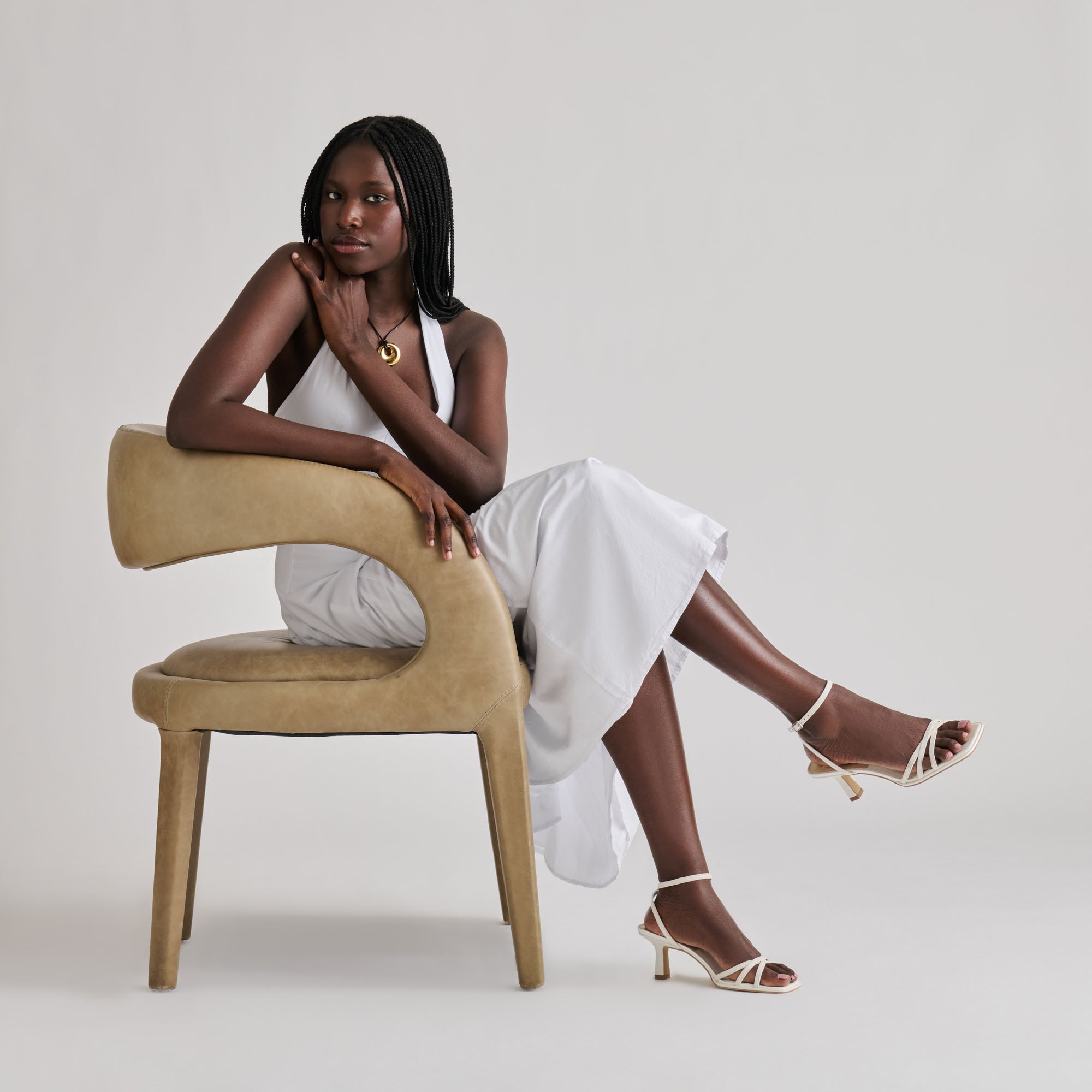 Manji True White Leather Heels / Dolce Vita