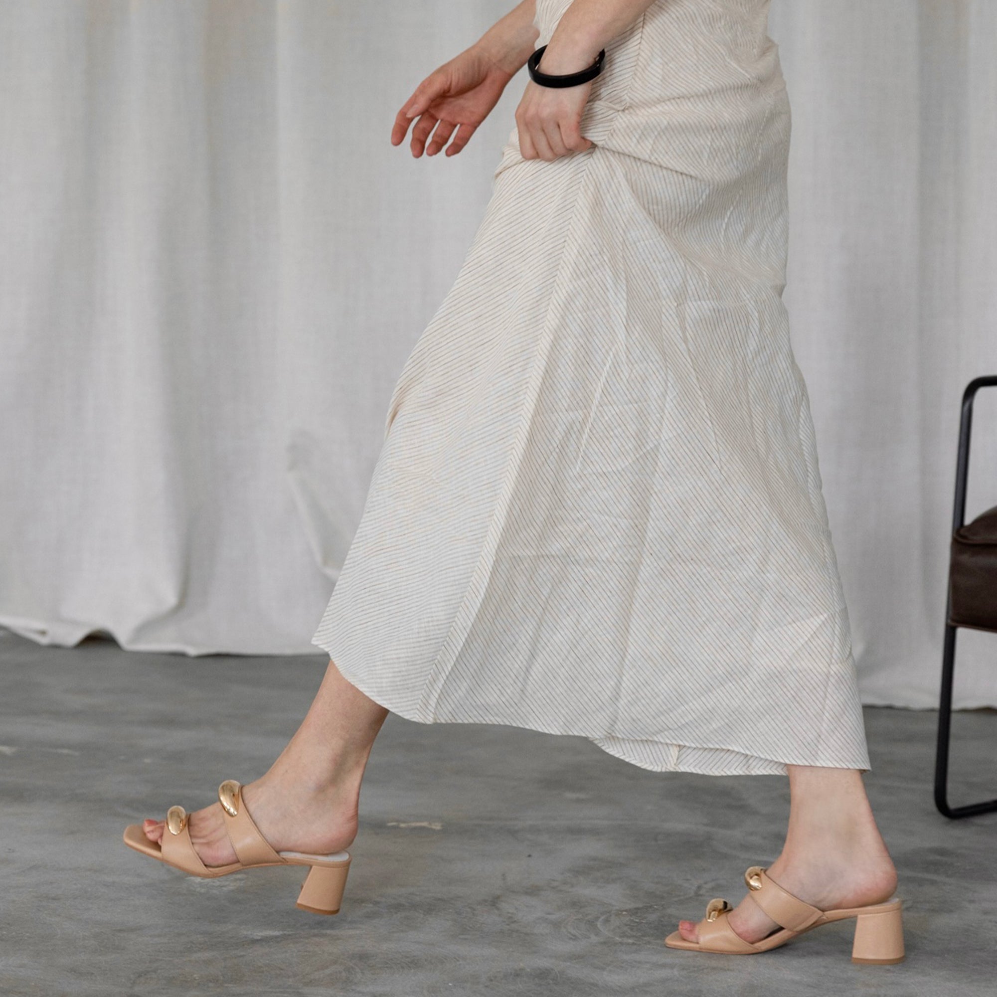 Barnet Light Tan Leather Heels / Dolce Vita