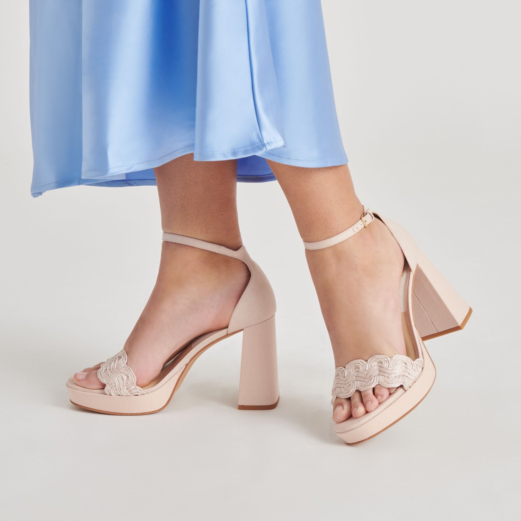 PELTIN HEELS LIGHT PINK WOVEN RAFFIA
 – Dolce Vita / Dolce Vita
