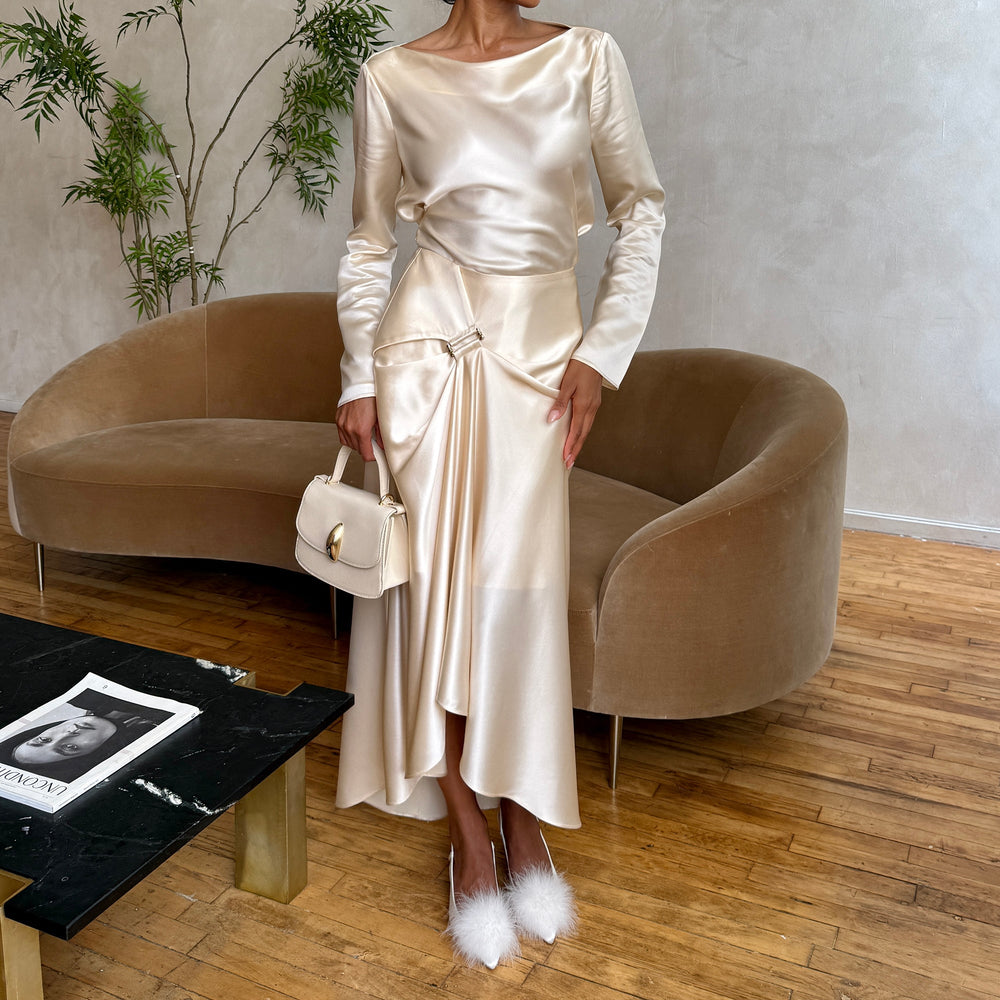 Kamy True White Satin Heels / Dolce Vita