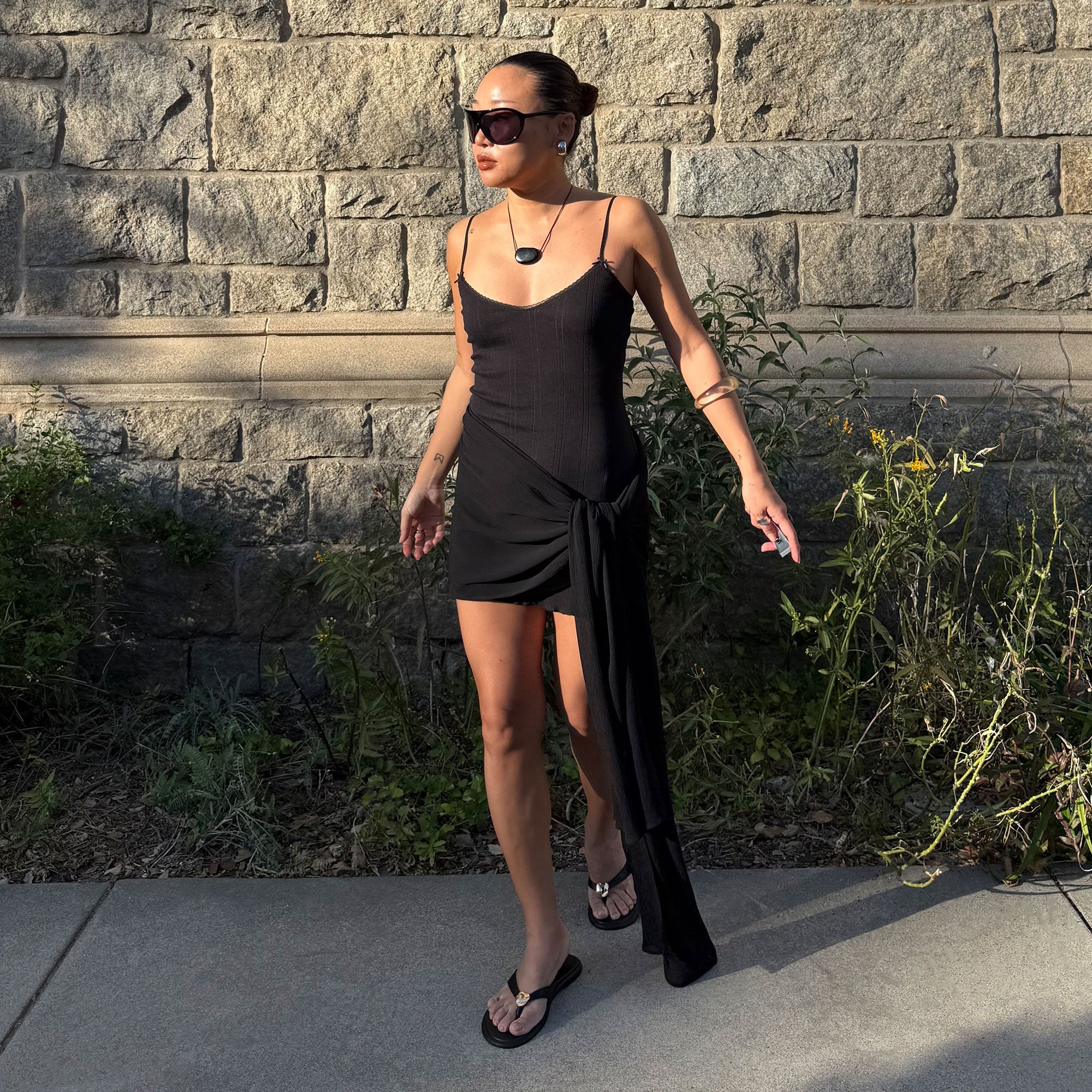Jaina Black Leather Sandals / Dolce Vita