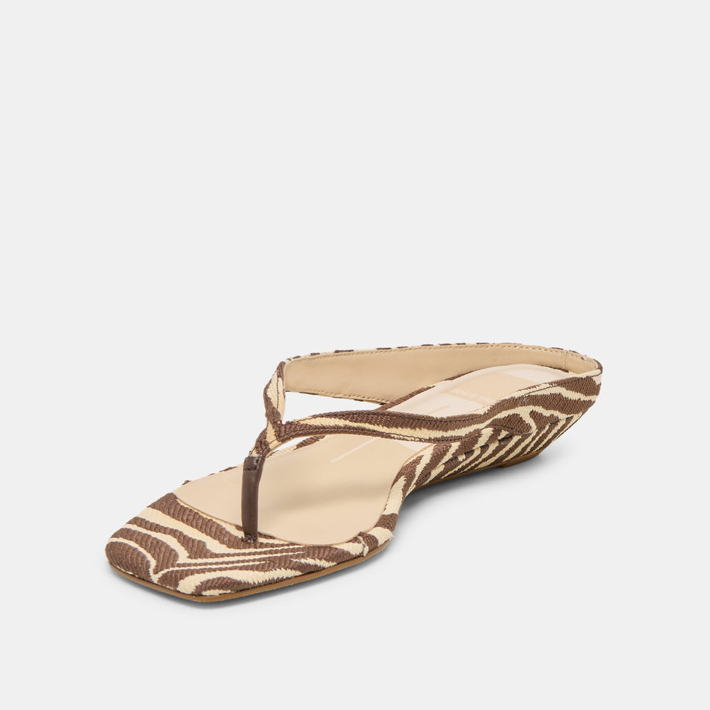 GIZEL Beige Zebra Raffia Thong Square-Toe Sandals / Dolce Vita