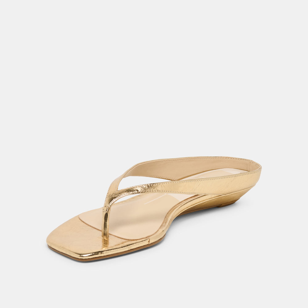 GIZEL Gold Crinkle Patent Thong Square-Toe Sandals / Dolce Vita