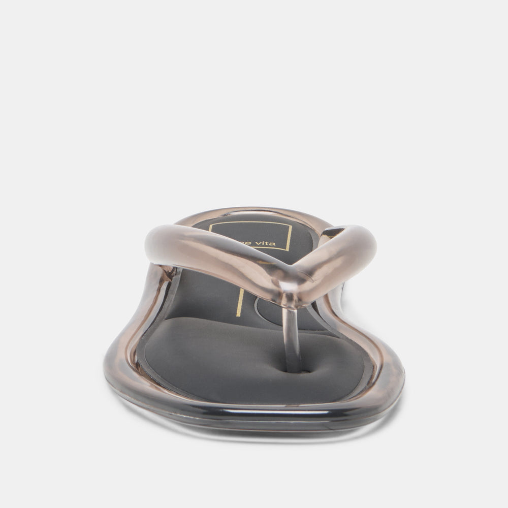JOZEY Black Jelly Flip-Flop Sandals / Dolce Vita