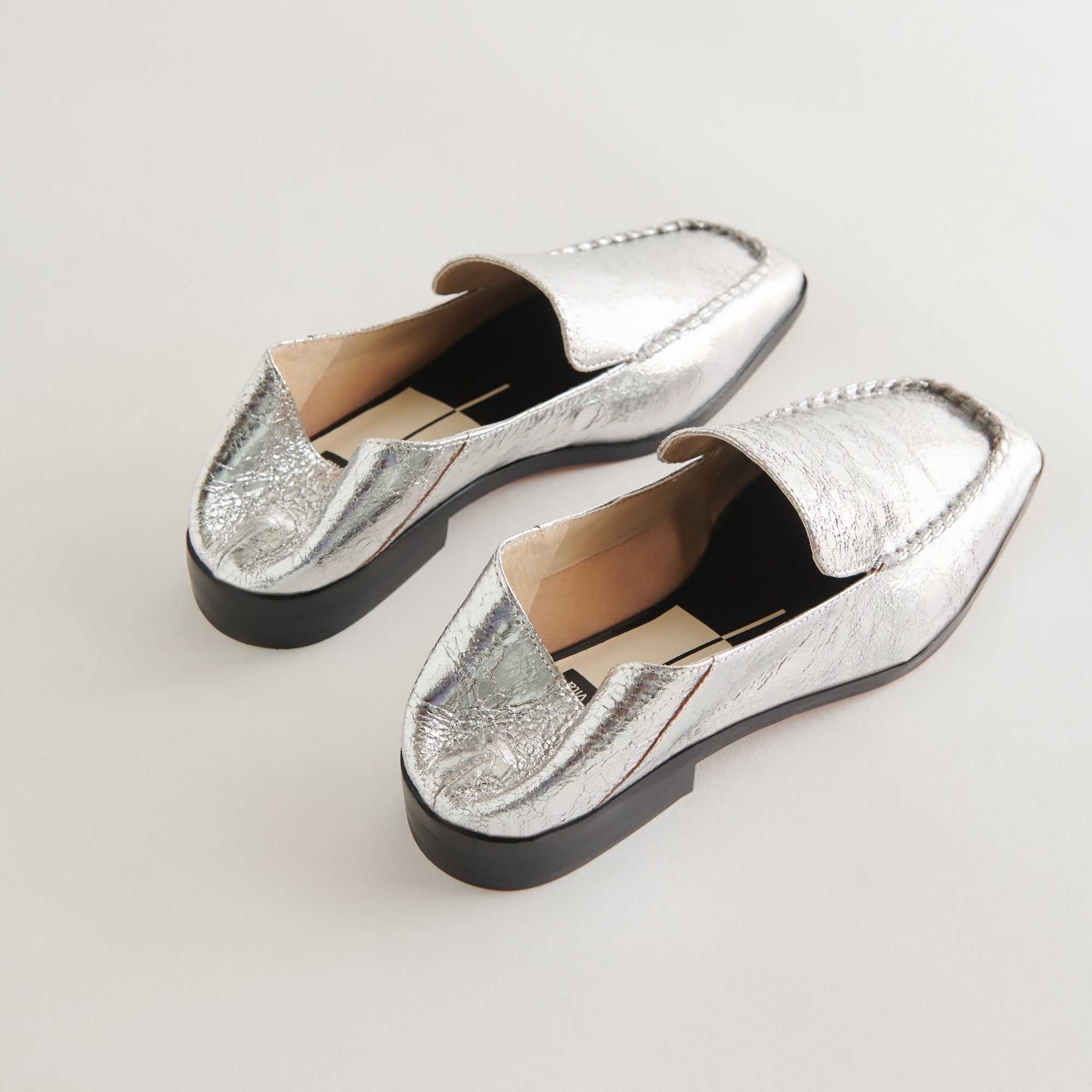 Beny Flats Silver Distressed Leather | Silver Leather Flats for Women
 – Dolce Vita / Dolce Vita