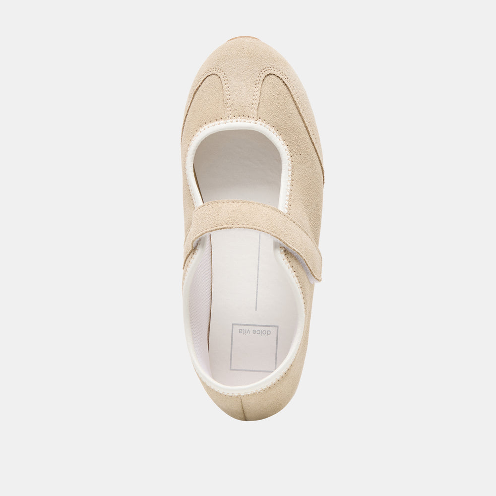 Sofya Camel Suede Sneakers / Dolce Vita