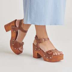 YANDY HEELS COGNAC LEATHER
 – Dolce Vita / Dolce Vita