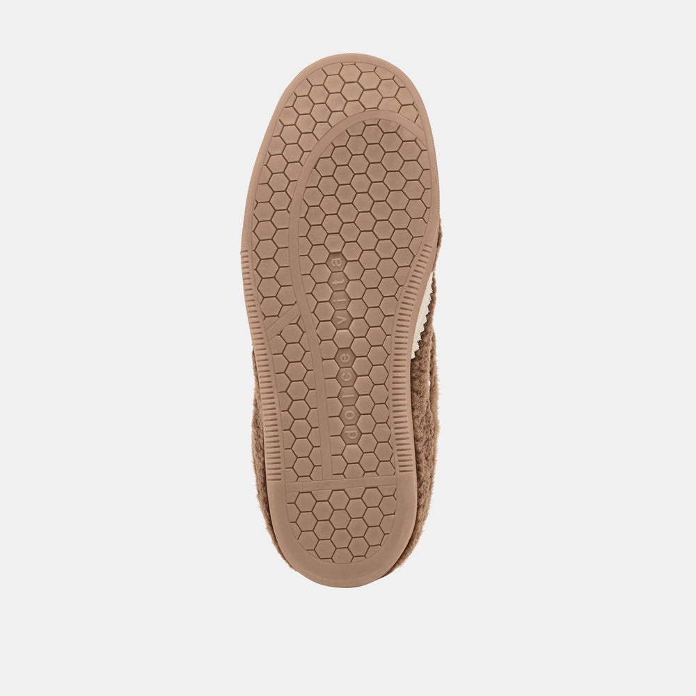 Merit Slide Plush Dk Brown Plush Sneakers / Dolce Vita