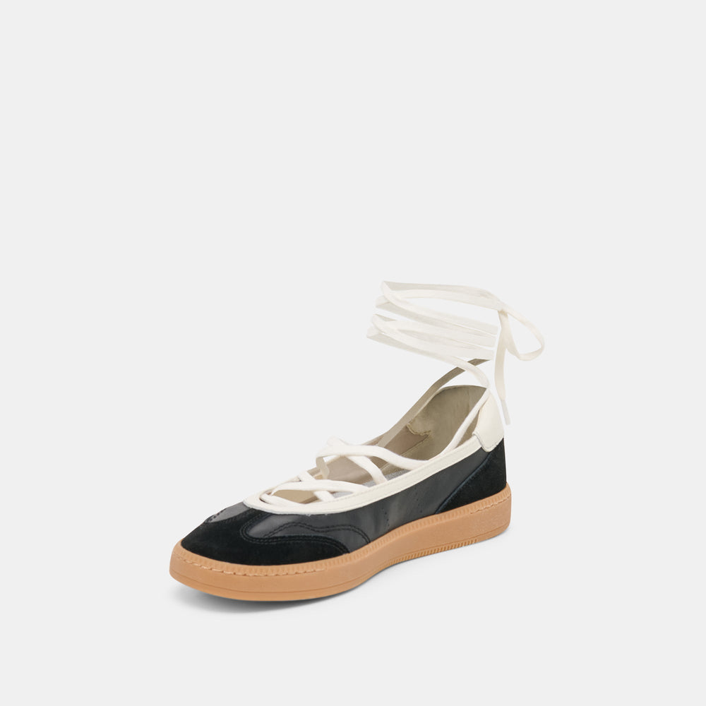 Nyomie Black Leather Sneakers / Dolce Vita