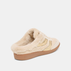 Merit Slide Plush Natural Multi Plush Sneakers / Dolce Vita