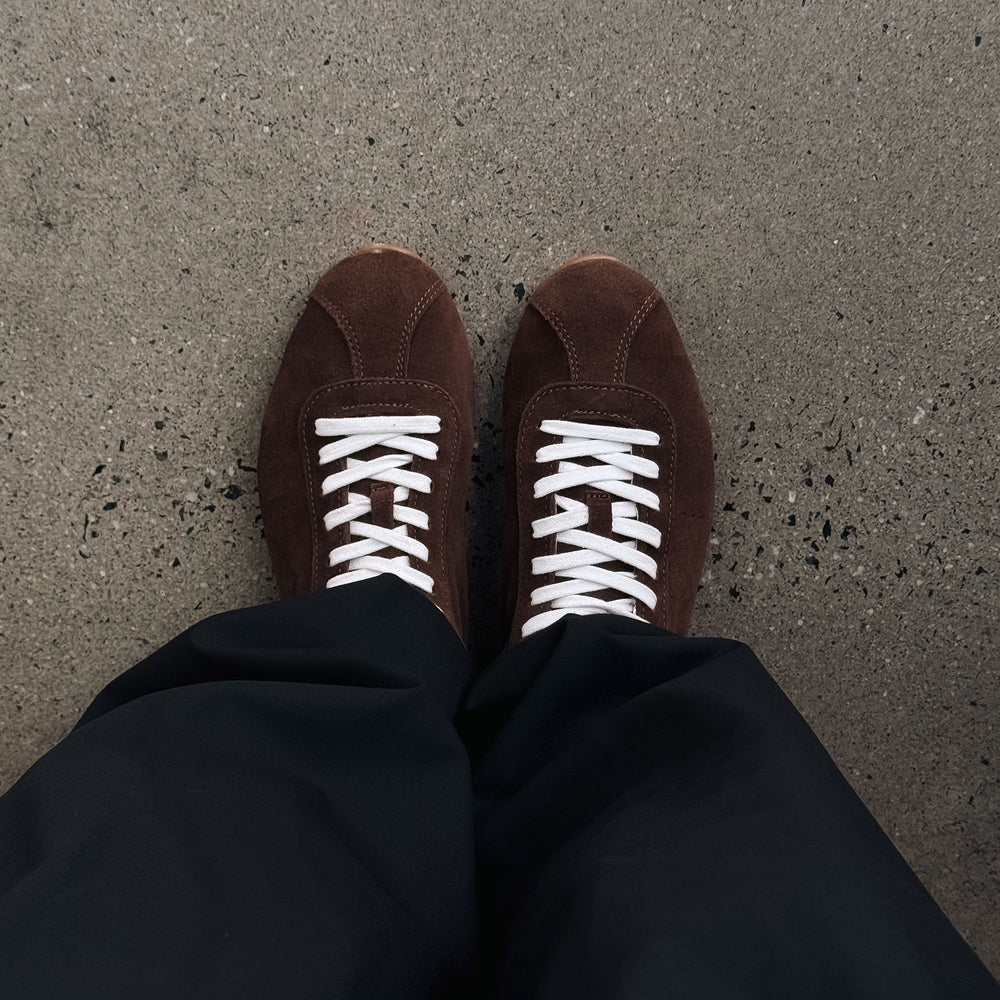 Serina Dk Brown Suede Sneakers / Dolce Vita