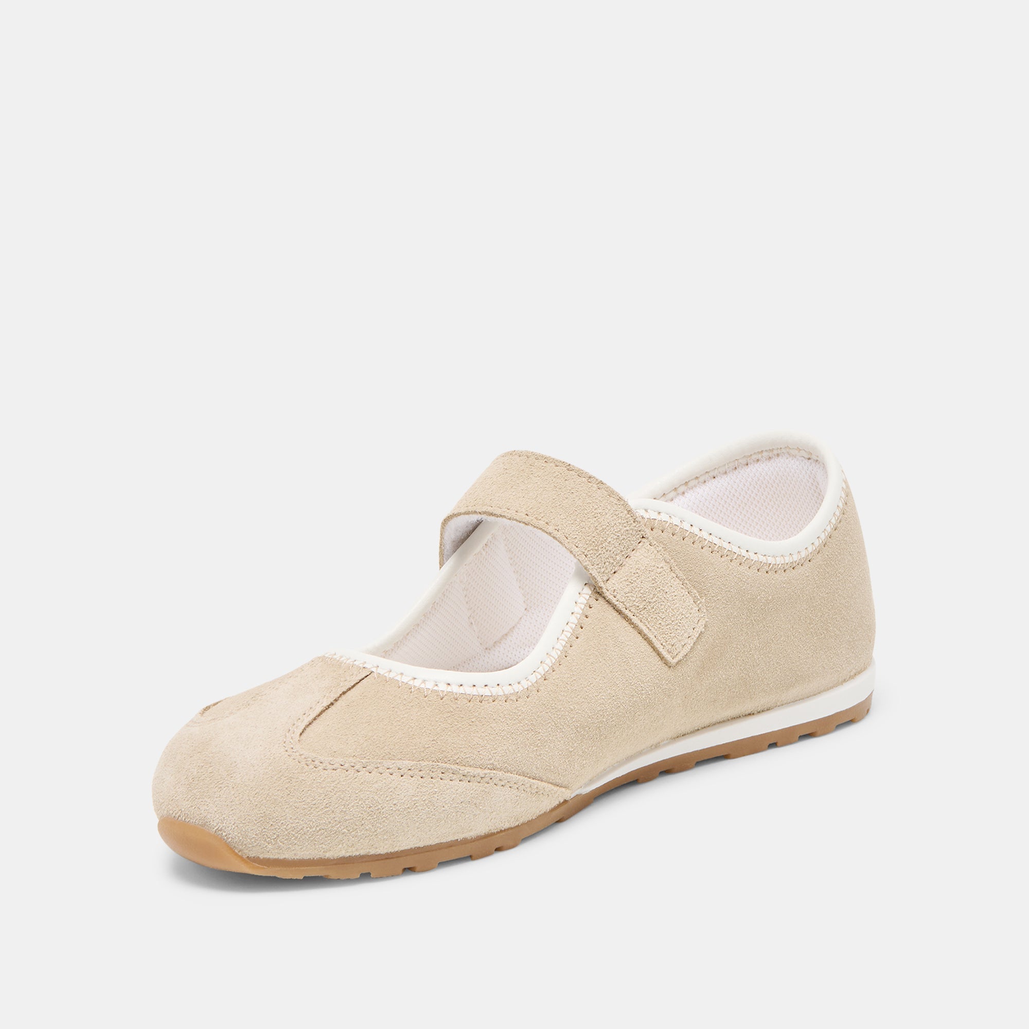 Sofya Camel Suede Sneakers / Dolce Vita