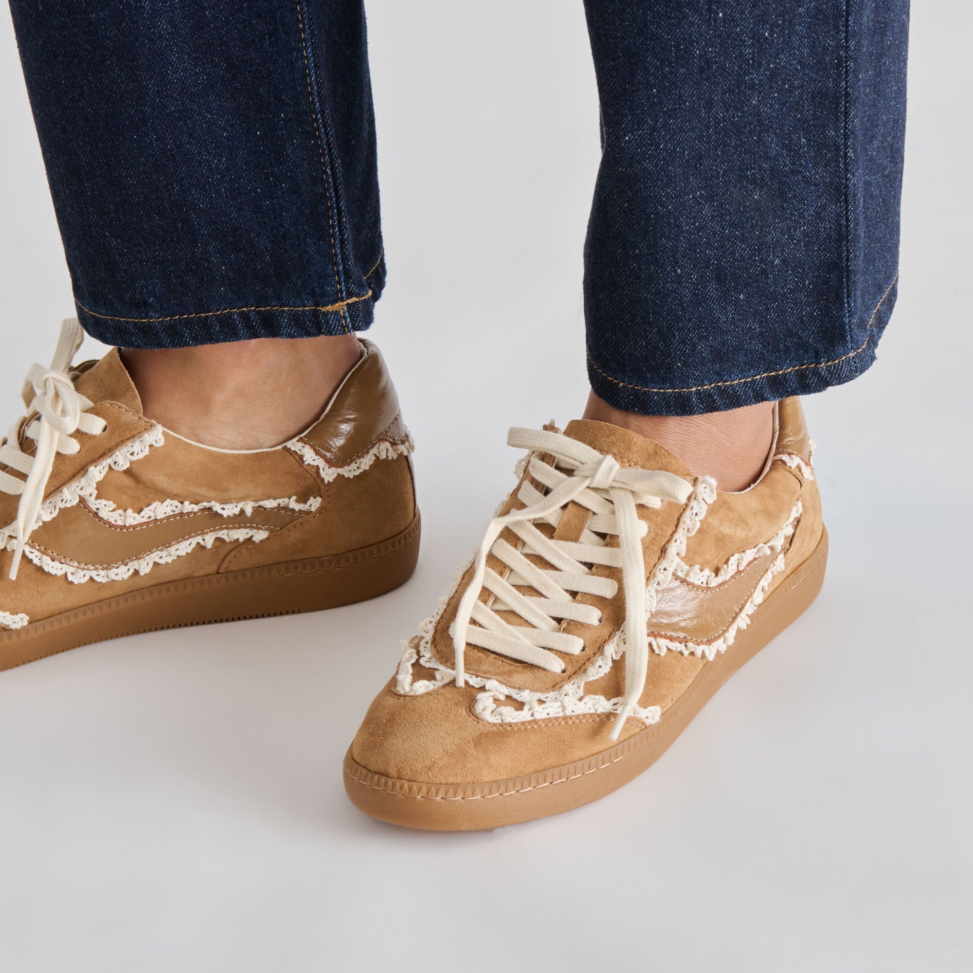 Notice Lace Lt Brown Suede Sneakers / Dolce Vita