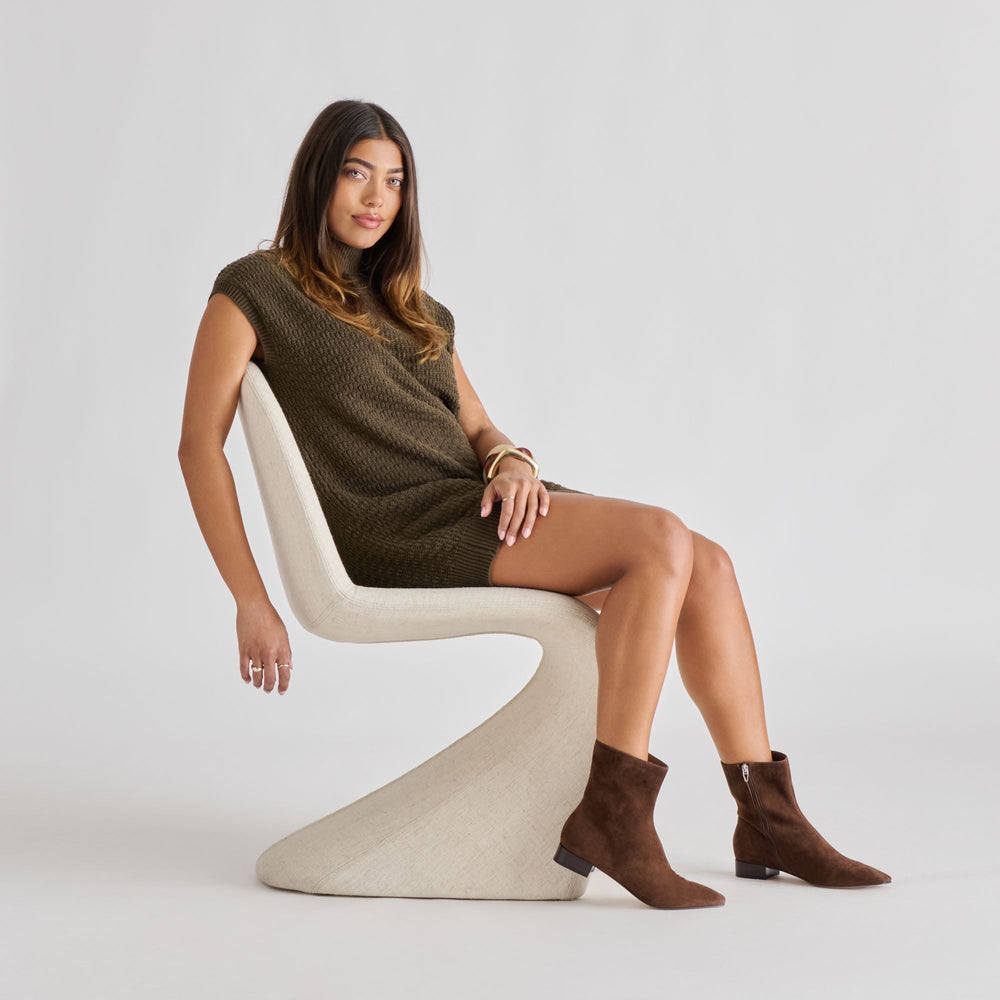 Tarine Dk Brown Nubuck Booties / Dolce Vita