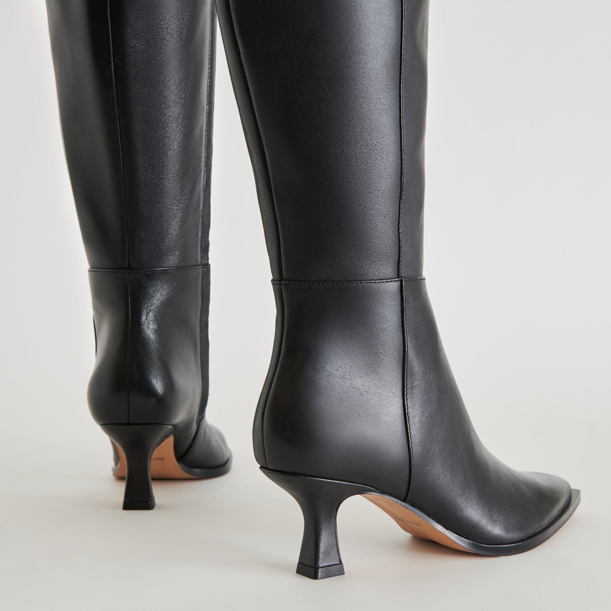 Auggie Black Leather Boots / Dolce Vita