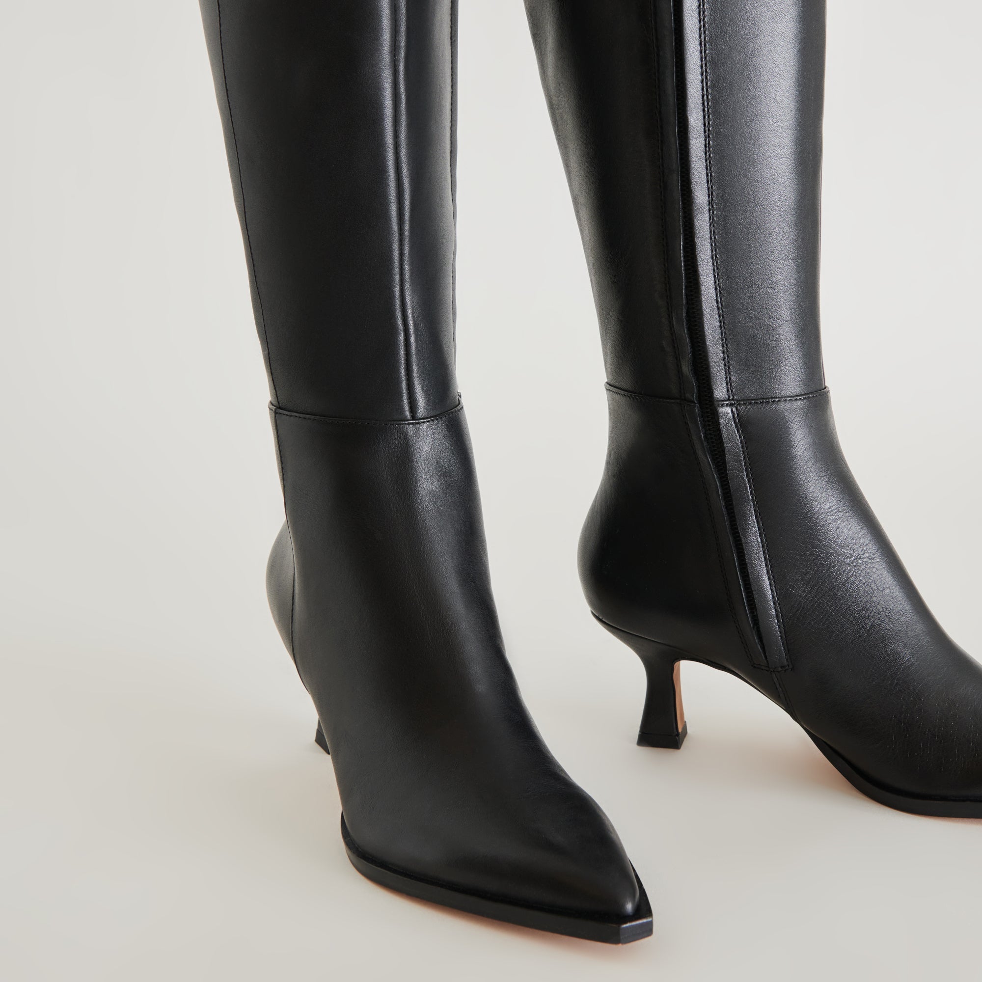 Auggie Black Leather Boots / Dolce Vita