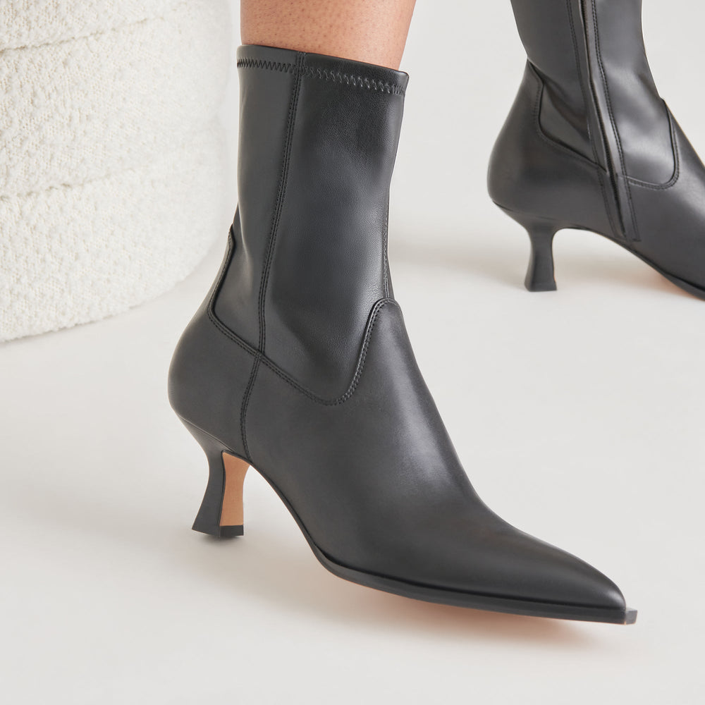 Arya Black Leather Boots / Dolce Vita