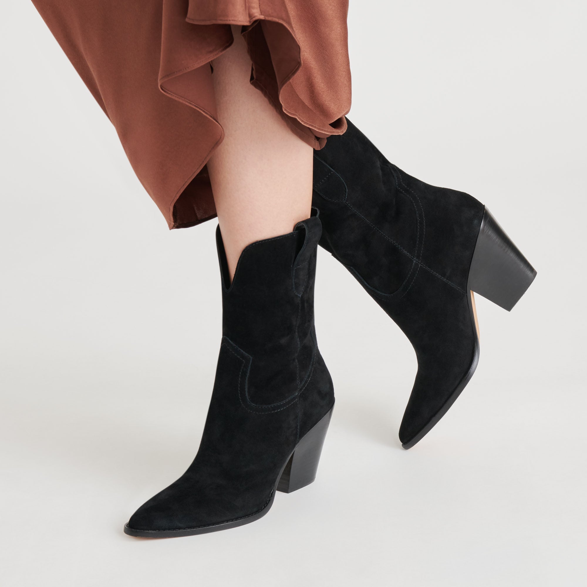 JESSEY BOOTS ONYX SUEDE
 – Dolce Vita / Dolce Vita