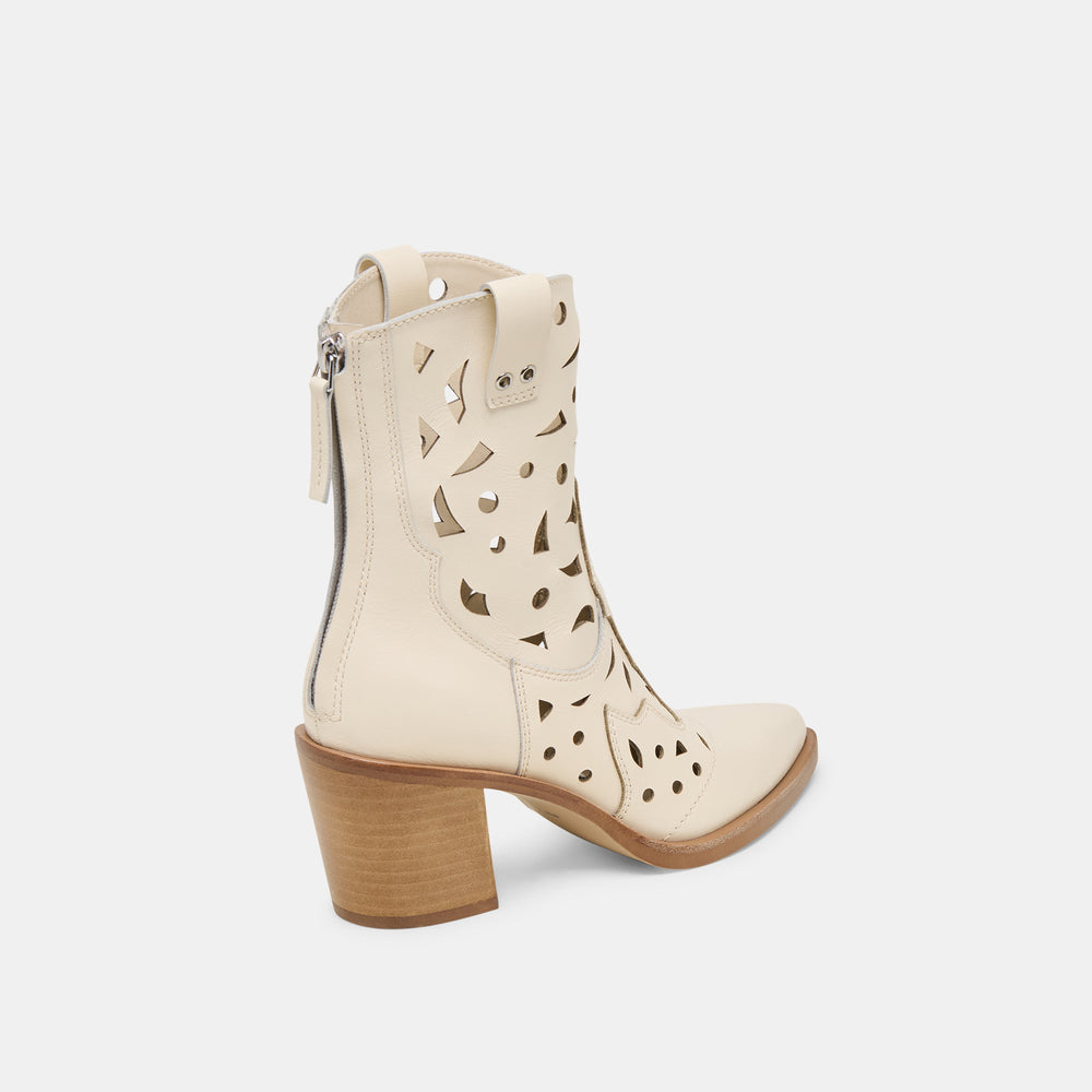 Zenobi Off White Leather Booties / Dolce Vita