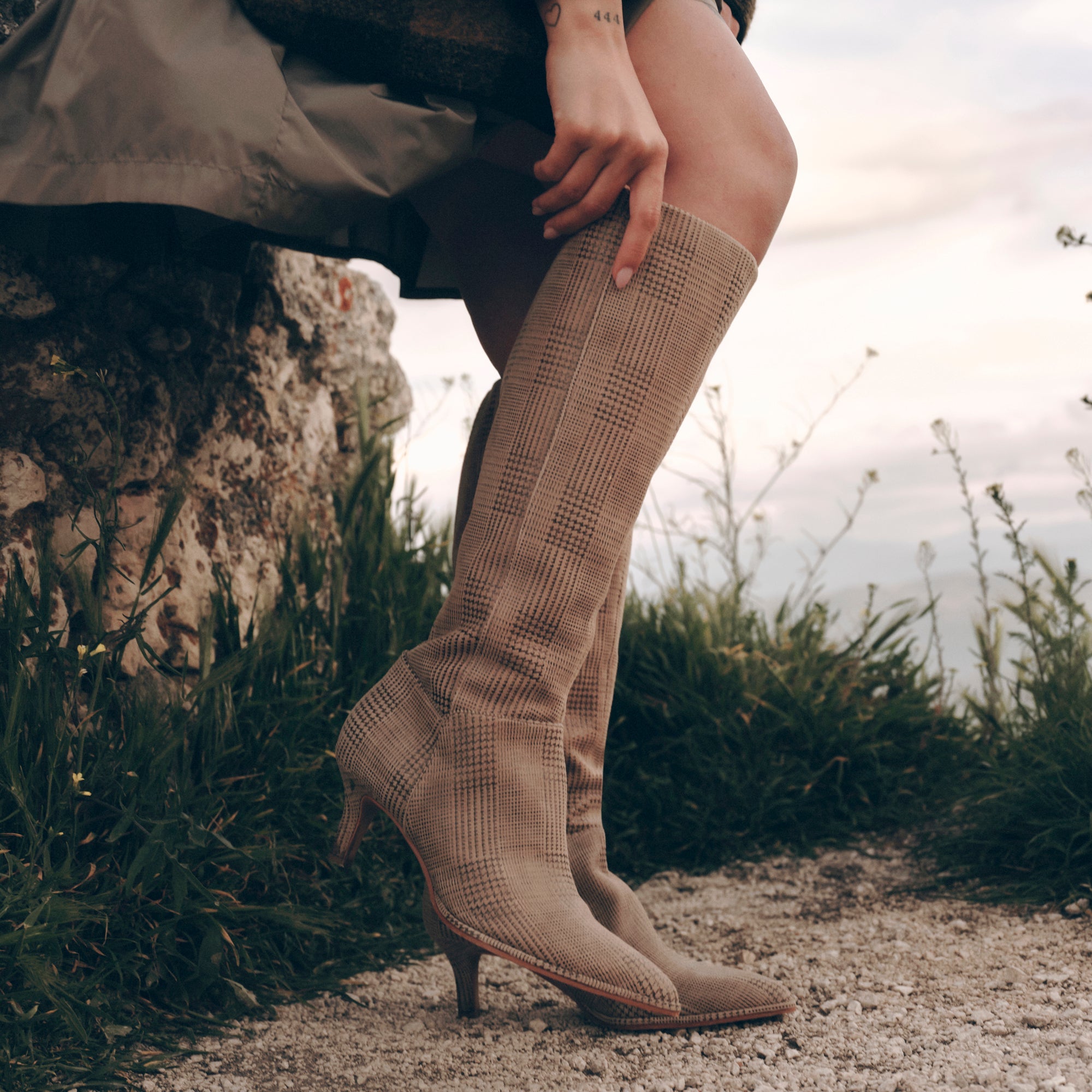 Aldy Herringbone Printed Suede Boots / Dolce Vita