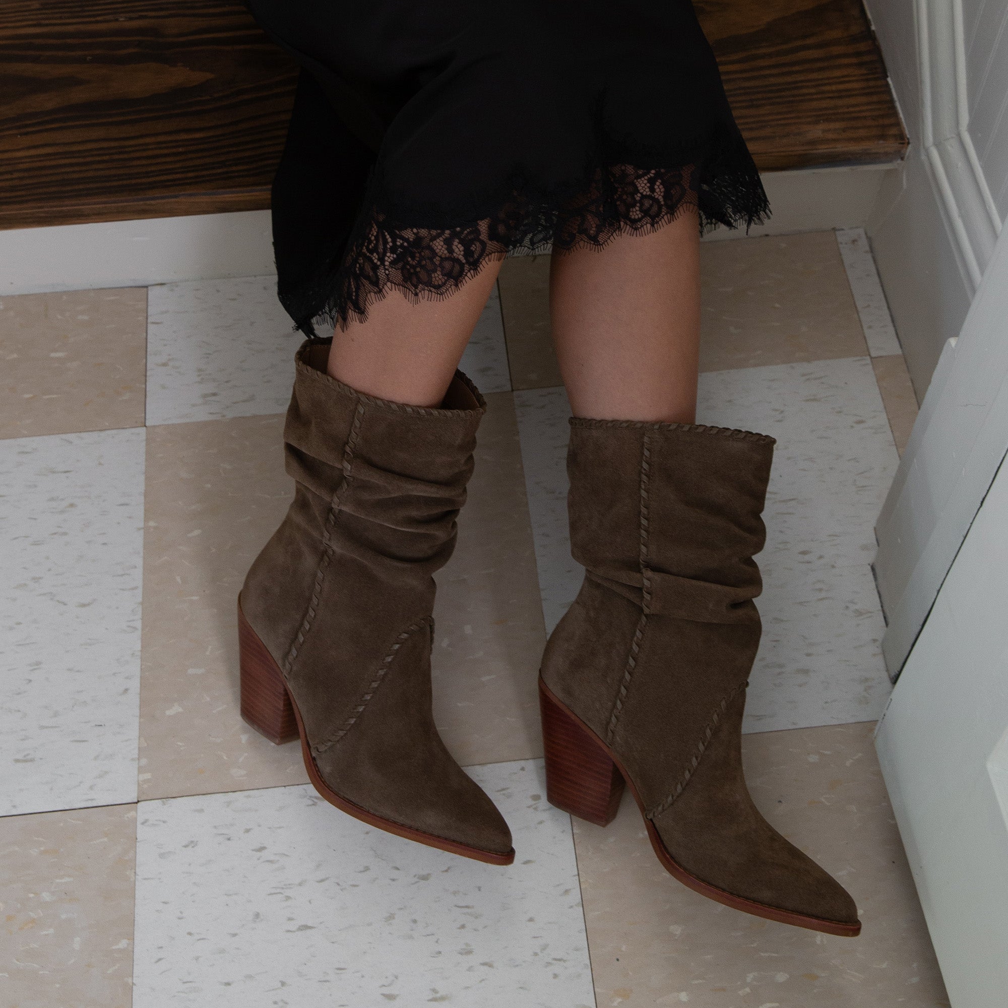 Julith Olive Suede Boots / Dolce Vita