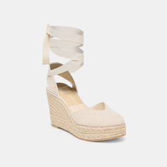 Noura Ecru Linen Wedges / Dolce Vita
