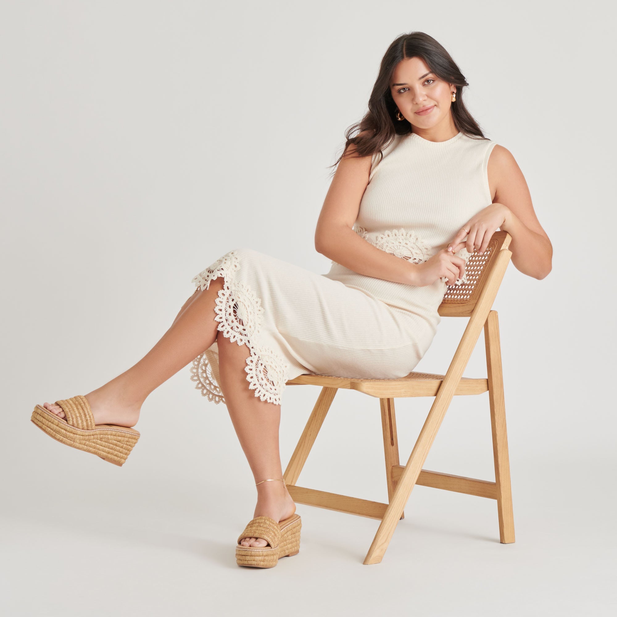 Throne Lt Natural Raffia Wedges / Dolce Vita