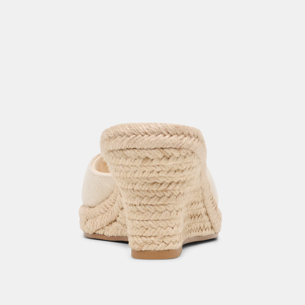 Vaya Ecru Linen Wedges / Dolce Vita