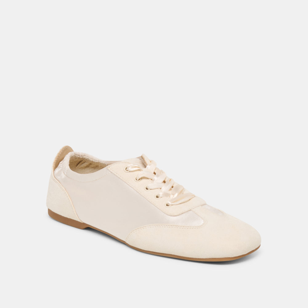 Itzy Vanilla Satin Sneakers / Dolce Vita