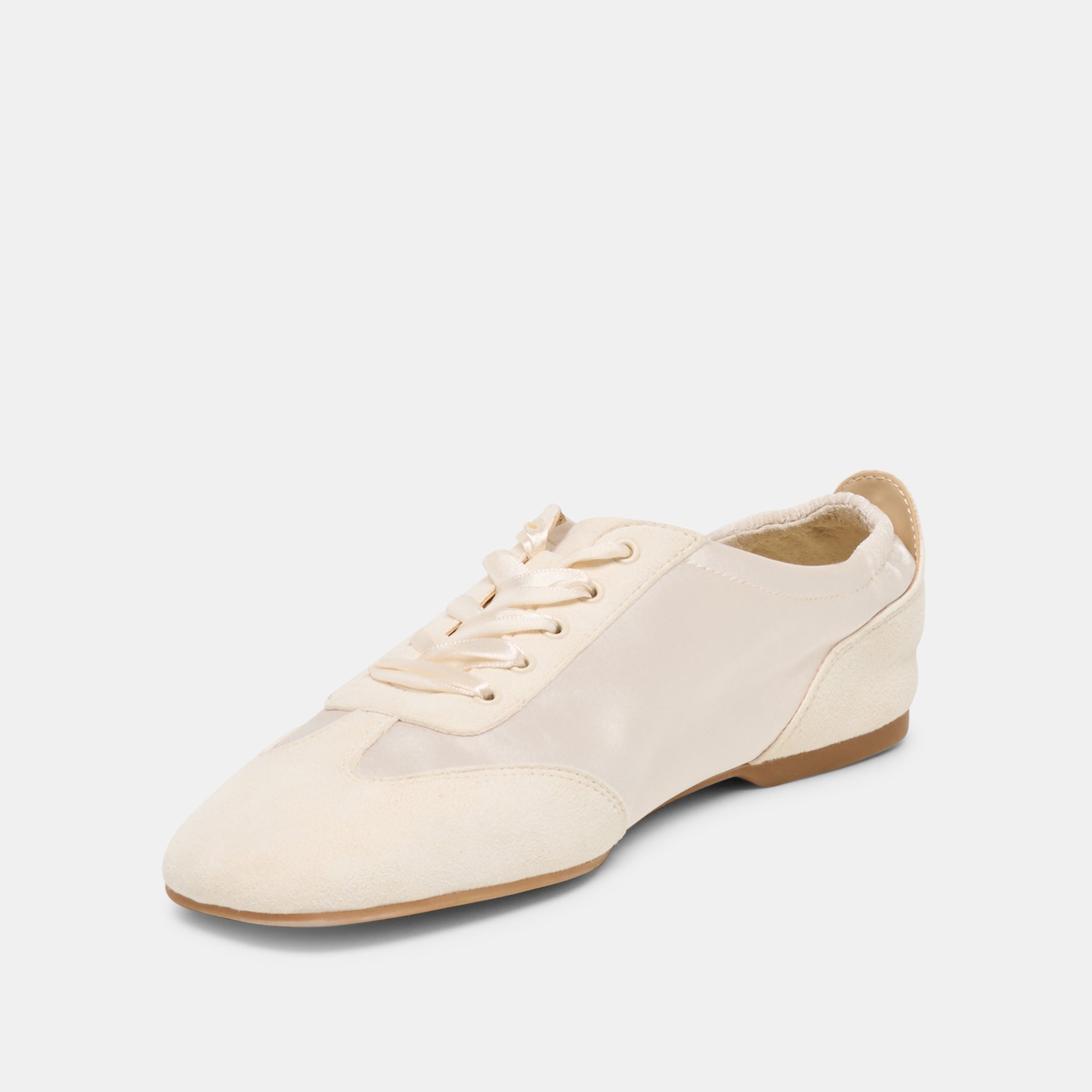 Itzy Vanilla Satin Sneakers / Dolce Vita