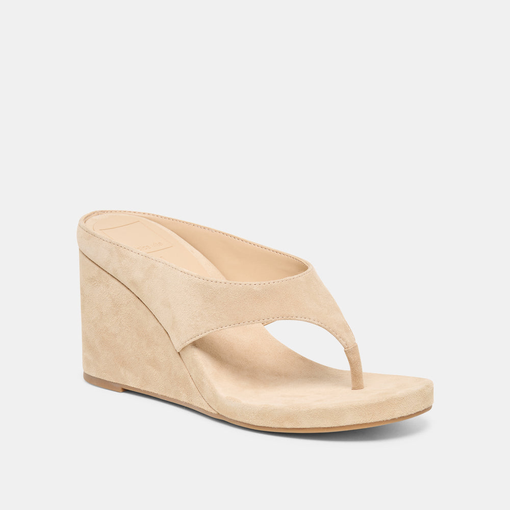 Hinna Camel Suede Wedges / Dolce Vita