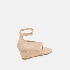 Quinny Bamboo Suede Wedges / Dolce Vita