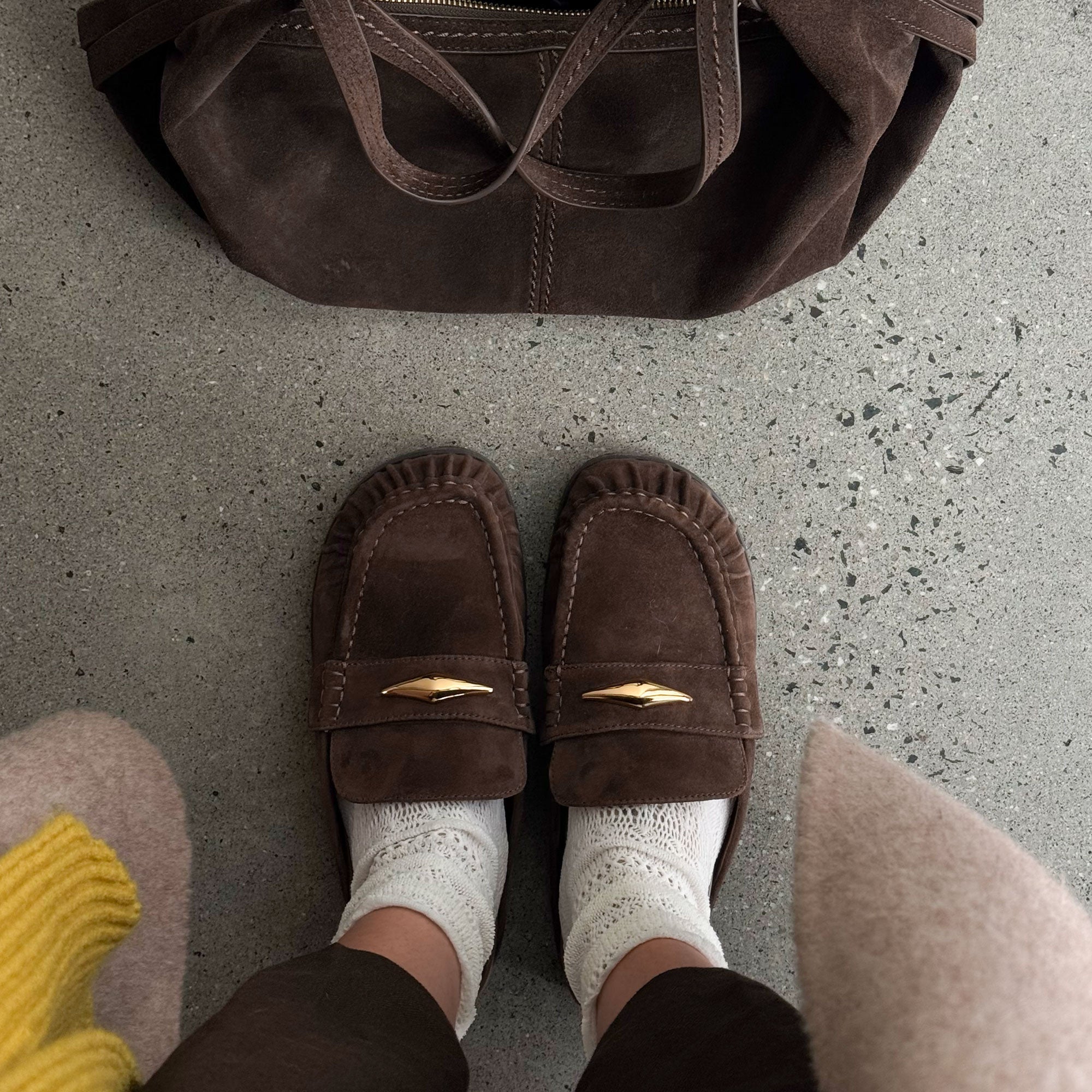 Jodero Dk Brown Suede Flats / Dolce Vita