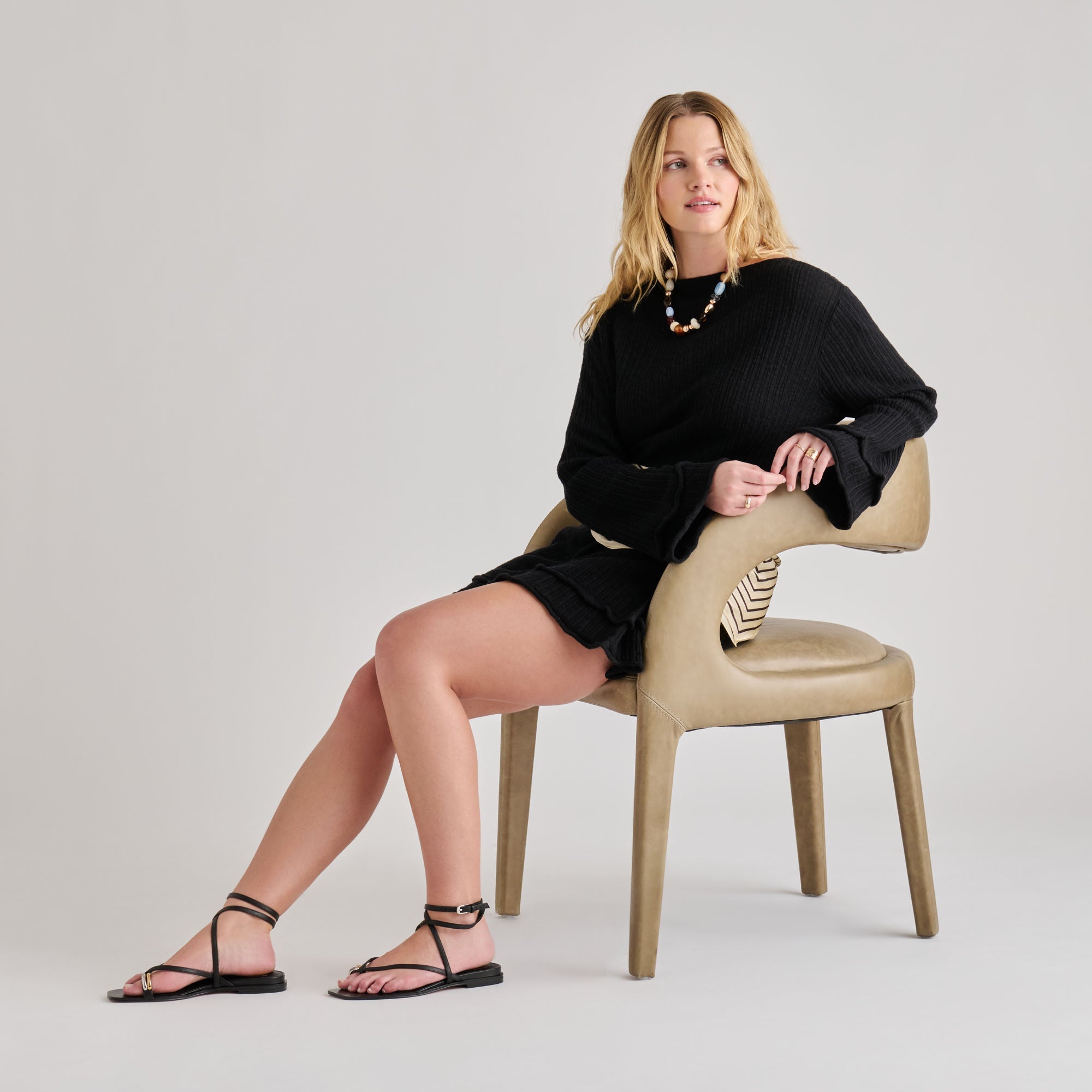 Tyrice Black Leather Sandals / Dolce Vita