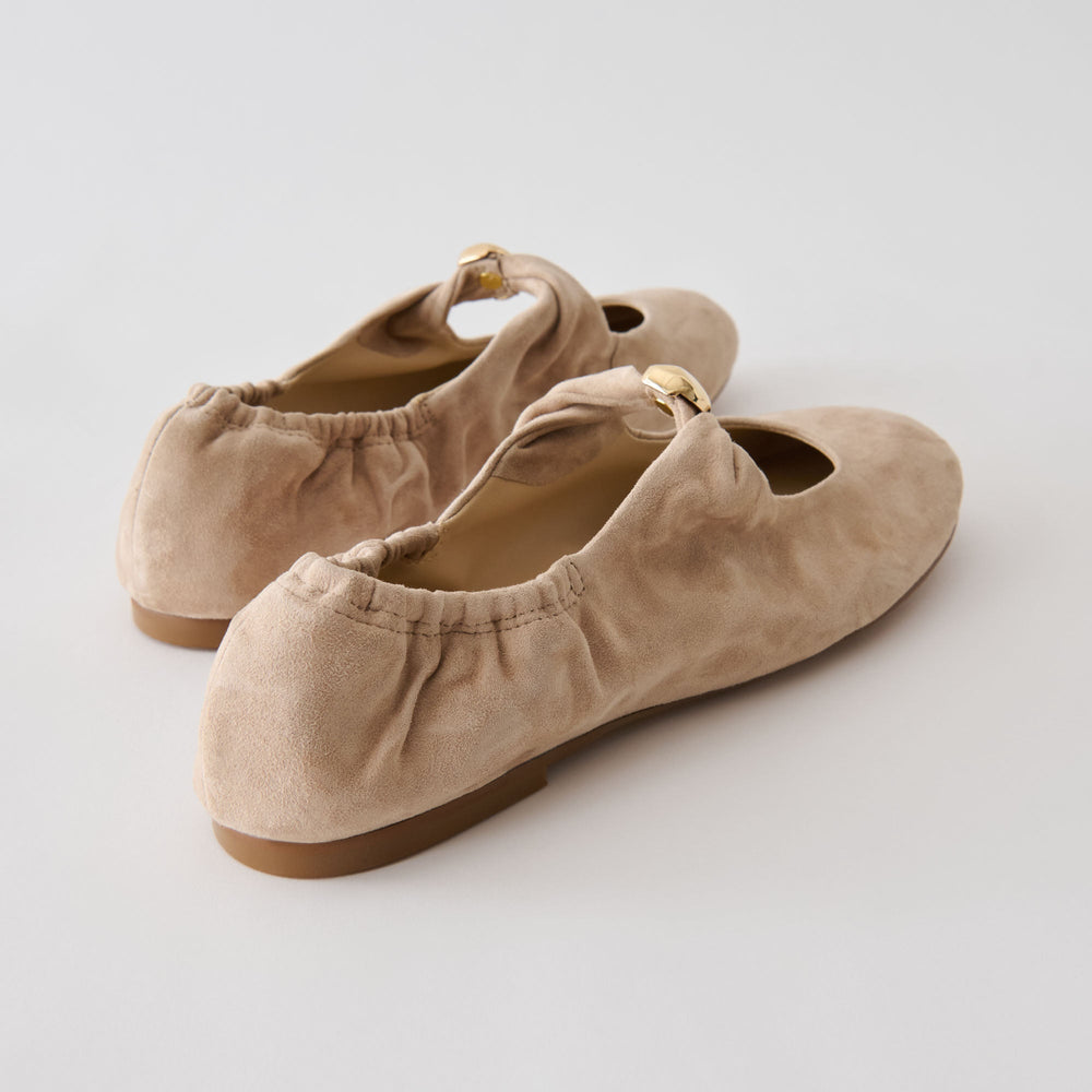 Cornel Camel Suede Flats / Dolce Vita